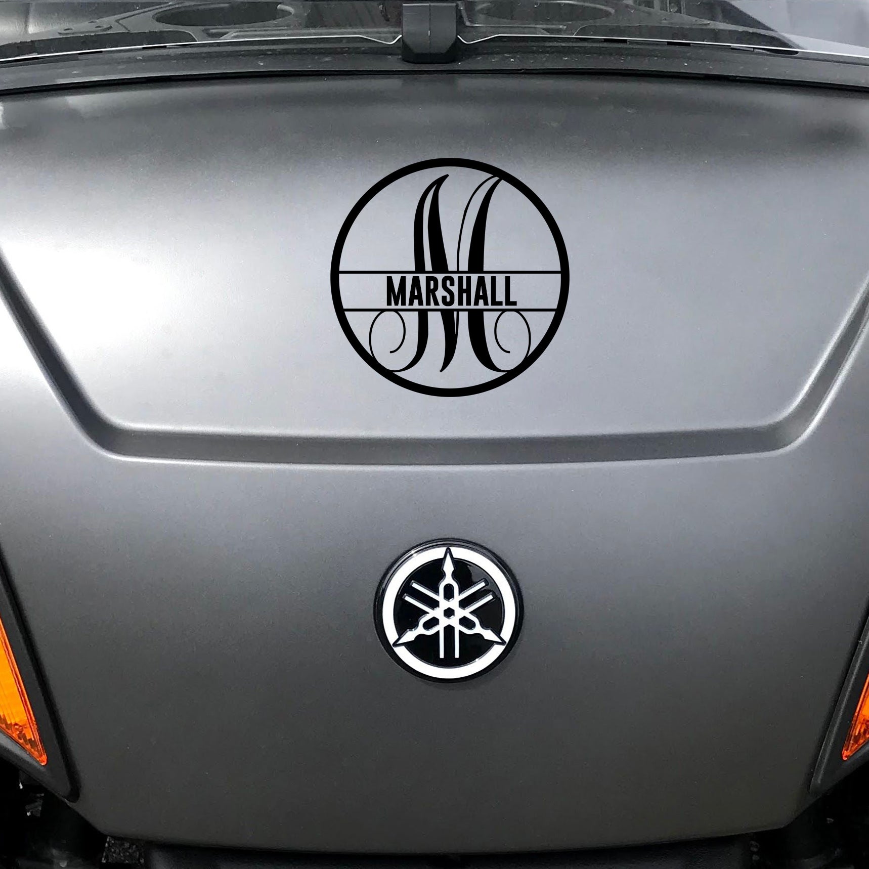 Fancy Circle Sticker Monogram (Split Fancy Circle) Vinyl Decal – Stick'emAll Vinyl Decals